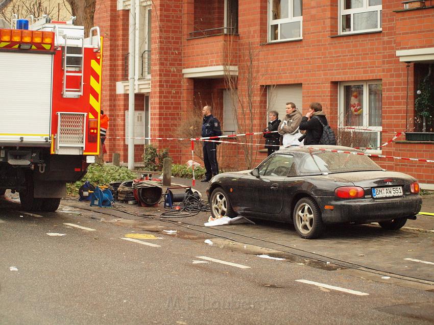 Hausexplosion Bruehl bei Koeln Pingsdorferstr P494.JPG